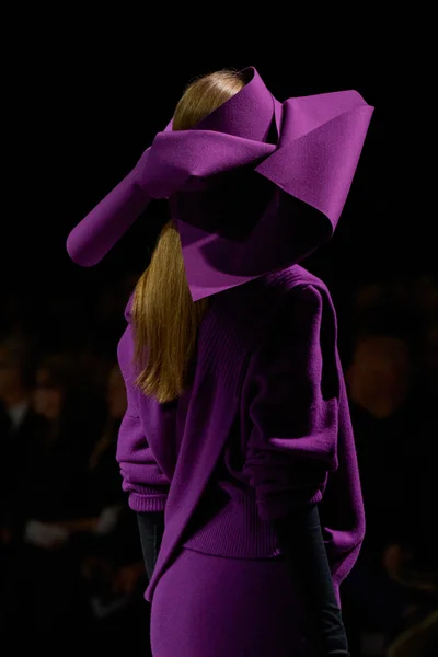 Look 72